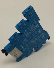 Finder 34.51.7.024.0010 24VDC Coil Relay w/ 93.01.0.024 Socket 6A, 250VAC