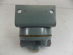 MOORE PRODUCTS CO. BOOSTER RELAY MODEL 61L