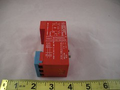 Stahl 9011/00-158/390/00 Intrinspak Safety Barrier Relay 15v 44ohm used