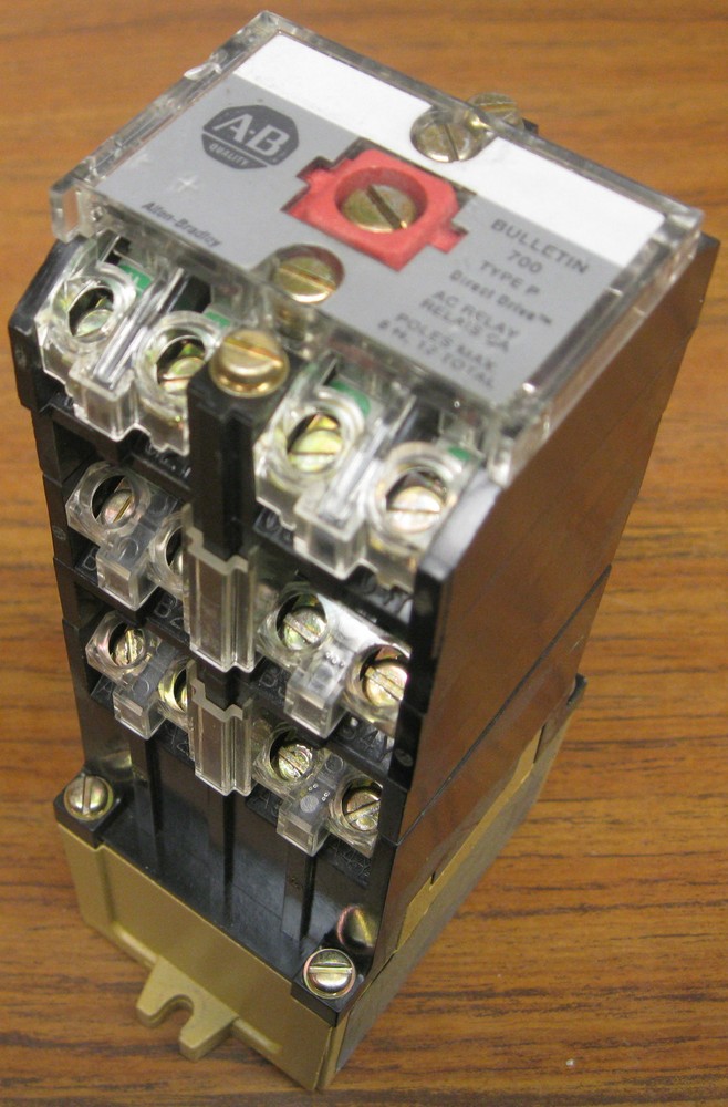 Allen Bradley 700-P1200A1 Relay 120 VAC Coil
