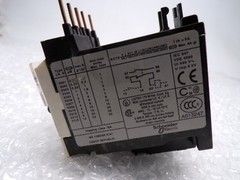 TELEMECANIQUE LR2K0306 RELAY 0.8-1.2AMP NSNP