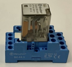 FINDER 55.34.8.120.0030 5A 250VAC / 120VAC Coil RELAY W/94.44.1 BASE UNIT