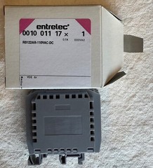 Entrelec 0010 011 17 Interface Relay Module RB122AR-110VAC-DC
