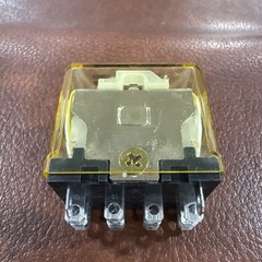Lot of 4 NEW IDEC Intermediate relay RH4B-UL DC12V DC24V AC24V AC110V AC220V
