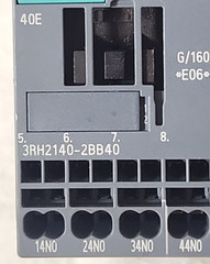 Siemens Sirius 3RH2140-2BB40 Contactor Relay 10A 240V AC / DC 24V