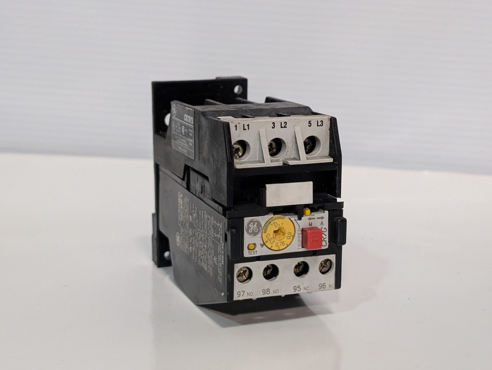 GE CR7XY3 600 VAC CR7G1WD Overload Relay, 0.63-0.90 Amp, pre-owned as shown