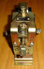General Electric Relay IC2820A100 AB3F 600V GE IC2820A100AB3F IC2820-A100AB3F