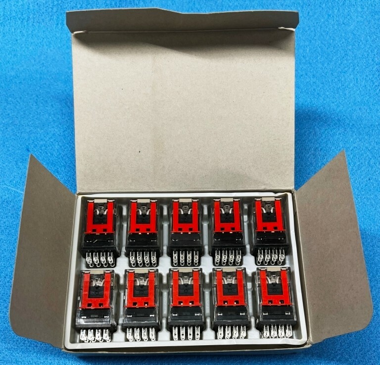 OMRON MY4 RELAYS MYS4008M 24 VDC CONTACT: SAME POLARITY (LOT OF 10)