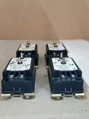 Dwyer 677-8 DIFFERENTIAL PRESSURE TRANSMITTER 24 VDC Lot Of 4