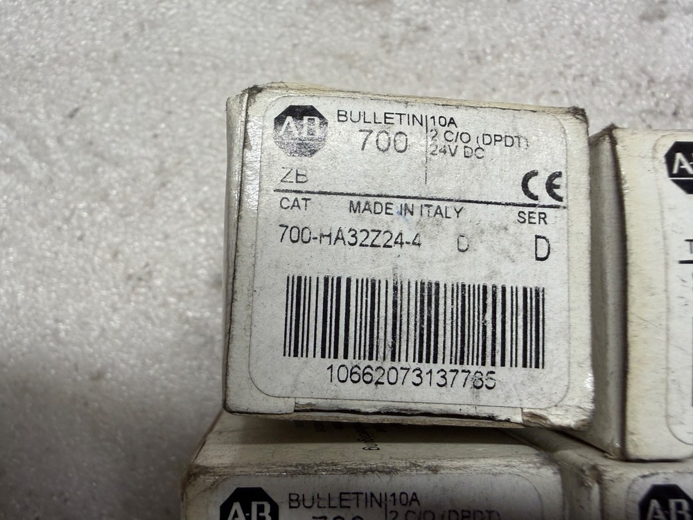 Allen Bradley 700-HA32Z24-4 Relay **Lot of 17*