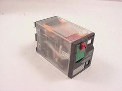 Schneider RXM4AB2F7 120VAC Relay New Ships on Same Day of the Purchase