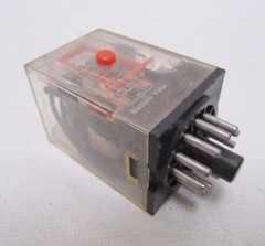 Omron General Purpose Relay 120VAC MK3P5-S