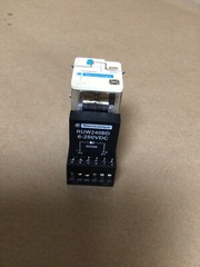SCHNEIDER RUMC3AB2F7 RELAY RUZSC3M Relay Socket w/ RUW242P7 #224PT37FML