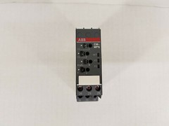 ABB CM-MPS.41 Multifunctional Three-phase Monitoring Relay 1SVR630884R3300