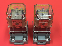 Square-D – 8501 – KP12V20 – Relay w/Base – LOT OF (2)