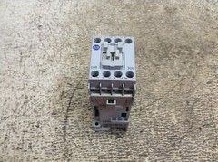 Allen Bradley 100-C09ZJ300 24 VDC Starter Contactor 100-C09D*300 100-C (TSC)