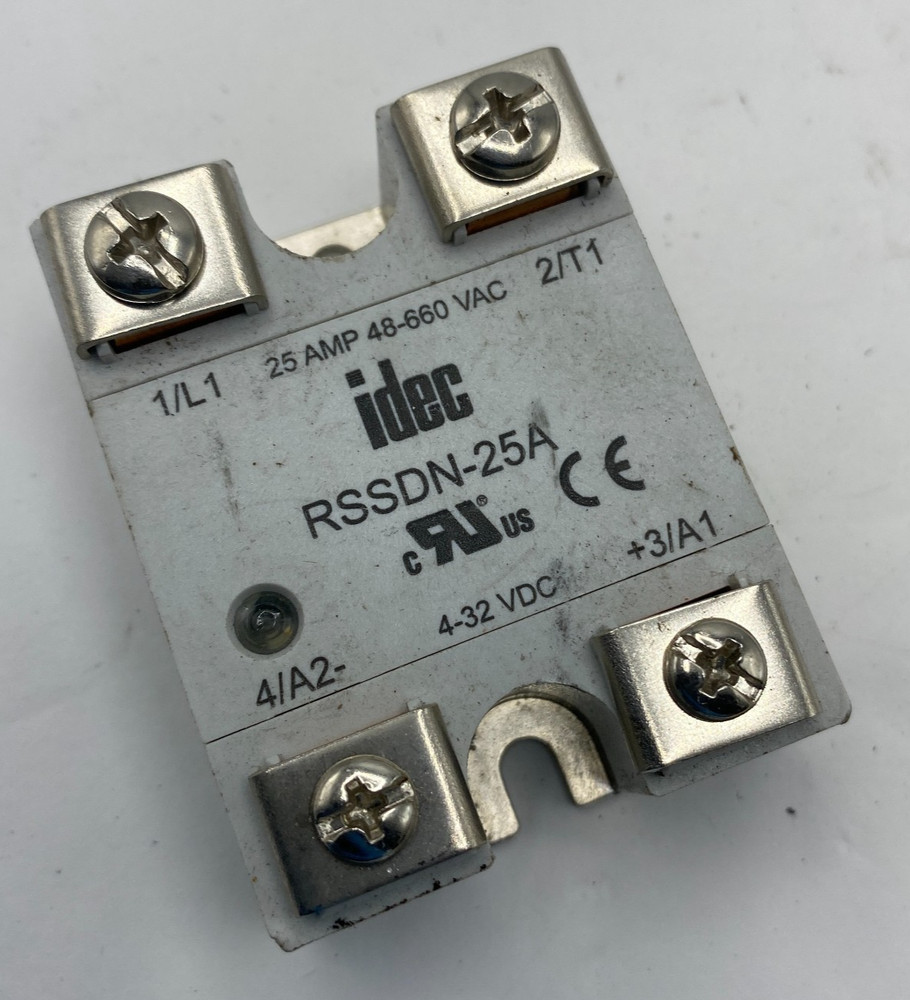 Idec RSSDN-25A Solid State Relay 4-32VDC, Rating: 48-660VAC 25A