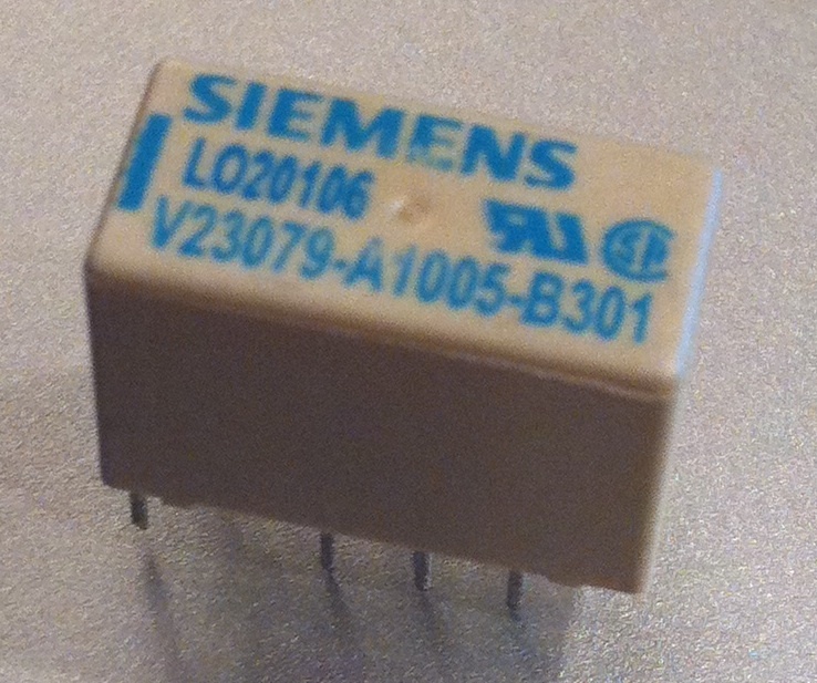 SIEMENS RELAY PART # V23079A1005B301 1350 Pieces -NEW