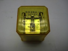 IDEC RR2BA-U RELAY 12VDC UNMP