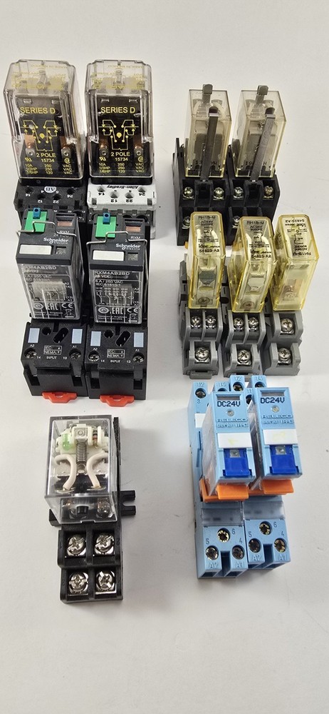 LOT OF Square D, OMRON, TURCK, SCHNEIDER relays 8501KP12P14V20