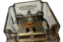 Dayton 5X823E Relay 8-Pin, 24V, 50/60Hz, 10A 250VAC, 1/3HP 120VAC, 1/2HP 250VAC