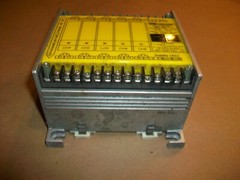 IDEC IZBARL Barrier Relay IBRC 6051R-2 USED