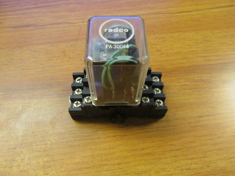 Deltrol Controls Relay w/ Base, 10A, Cat# 1663PDT … VO-28