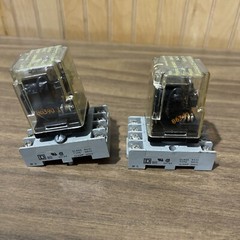 Pair of SQUARE D ice cube relays w/ sockets bases, 8501 kp12