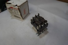 NEW OEM HONEYWELL GENERAL PURPOSE RELAY R8222D1014