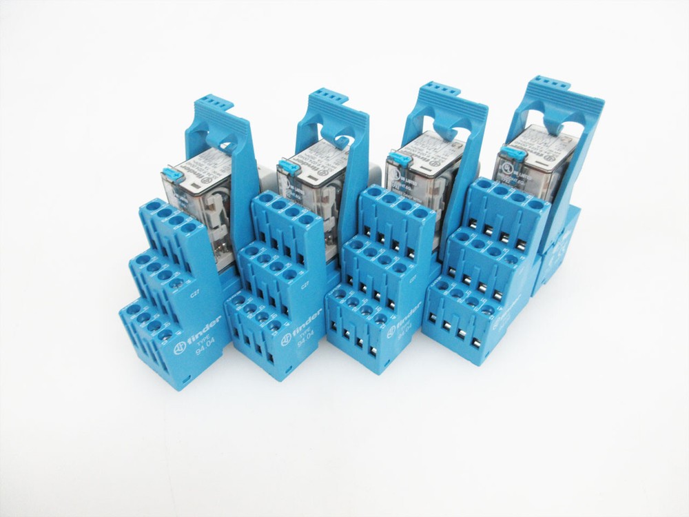 4X FINDER 94.04 FINDER RELAY SOCKET & 55.34.9.024.0040 & 99.02.9.024.99 COIL