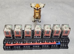 Omron MY4N-GS Relays w/ Socket Bases 14 Pin 24VDC Lot of 7