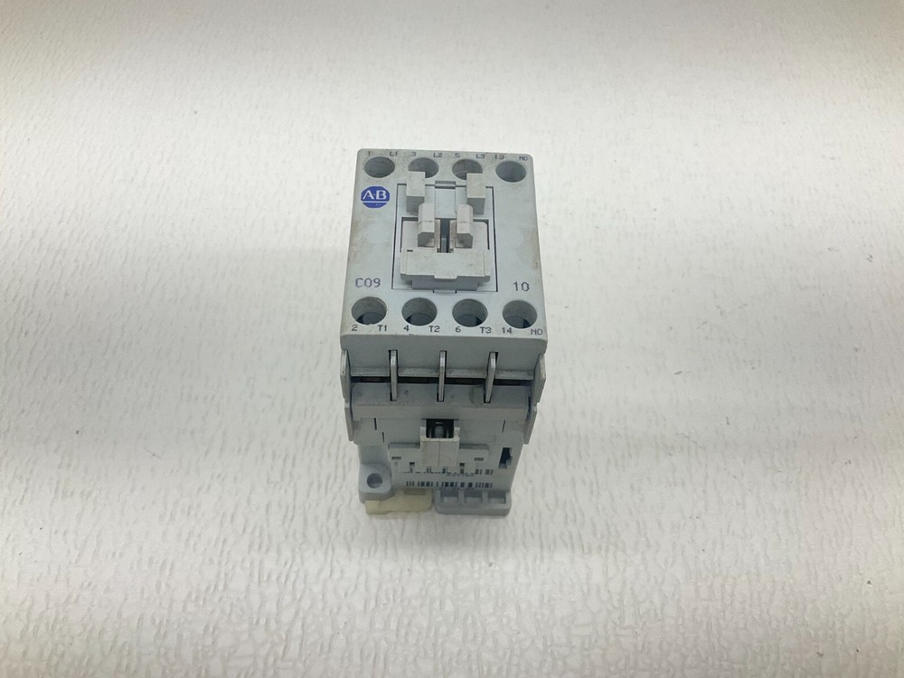 Allen Bradley 100-C09*10 Starter Contactor Ser. A 110/120 V Coil 100C0910 (TBI)