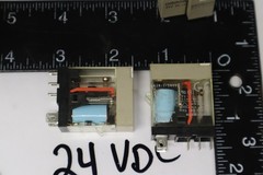 Omron (4) G2R-1-SND (S) 24VDC & (1) G2R-1-SN (S) 110VAC Relays Used See All Pics