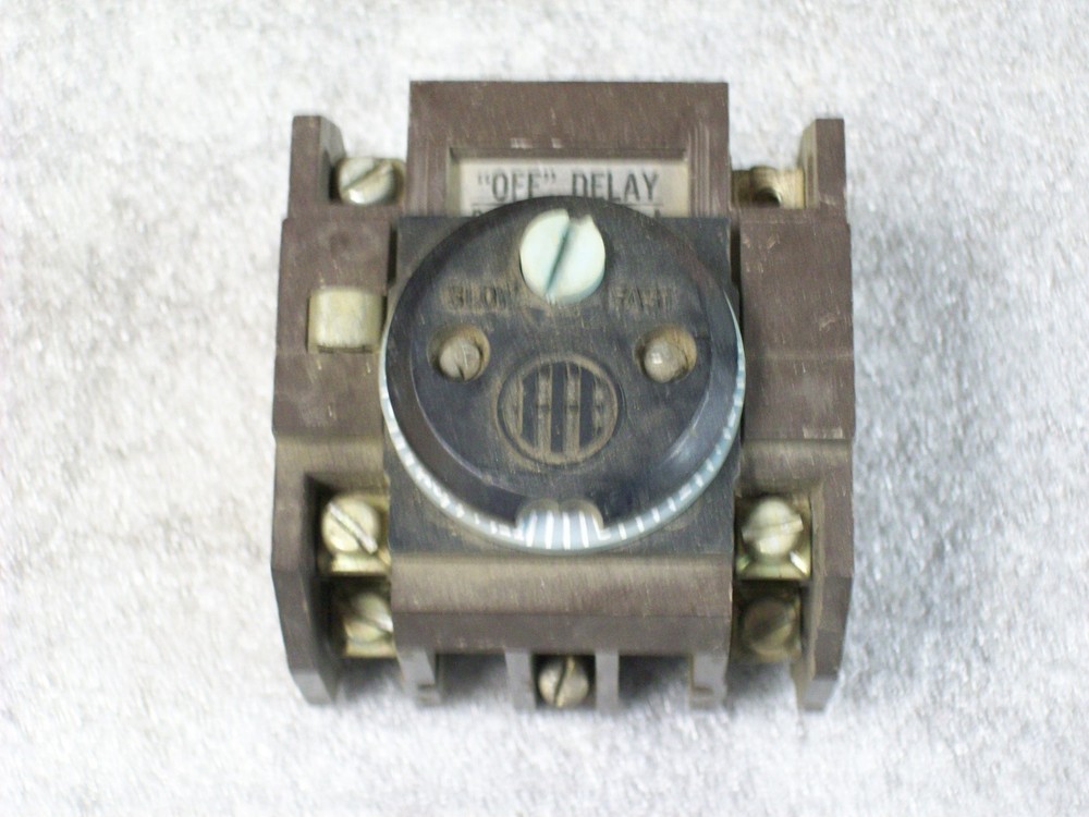 ITE J20T1 PNEUMATIC TIMING UNIT 10 AMP 60 SEC MAX TIME DELAY
