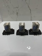 (LOT OF 3) Cutler Hammer D5PA1 Ser. A2 Terminal Relay Socket W/ D5PR3A #4024F272