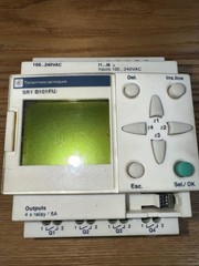 Schneider Electric SR1B101FU Zelio Logic Smart Relay 100-240VAC 10 I/O TESTED