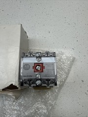 ALLEN BRADLEY 700-P1200A1 CONTROL RELAY SER.E 700P1200A1 (NEW SURPLUS)