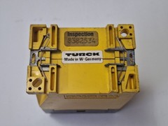 Turck MultiSafe MS92-12-R Liquid Level Control 220VAC 50-60HZ (Used)