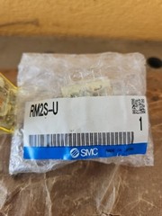 1 x Idec SMC RM2S-U Intermediate Relay AC220-240V 50/60Hz NOS NEW/ORIGINAL PACKAGING Unused
