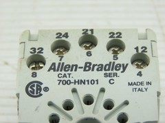 Allen Bradley 700-HA33Z24 Ser D 700-HN101 Ser C Relays And Sockets Lot Of 5
