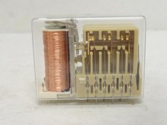 203406 New-No Box; Hengstler H0Z-462-1333 Safety Relay 10A; 230/240V; Coil: 12VD
