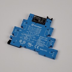 Finder 34.51.7.024.0010 Plug-In Relay, 24V, 6A w/93.01.7.024 Socket – NEW
