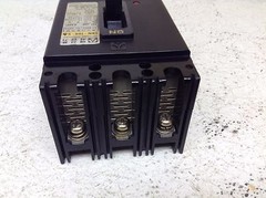Shinyeong SBN-100-SA 100 Amp 3 Pole 600 VAC 250 VDC Circuit Breaker SBN100SA