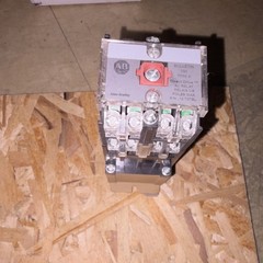 Allen-Bradley 700 Type P Control Relay 700-P800A1 115-120V AC 8 Pole