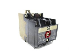 ALLEN BRADLEY 700-PT200A1 SER. A 120V UNMP