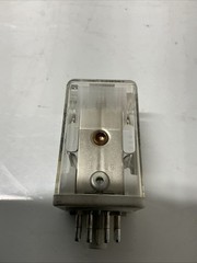 Allen-Bradley 700-HA32Z24 Ser A Type H Control Relay. H-243