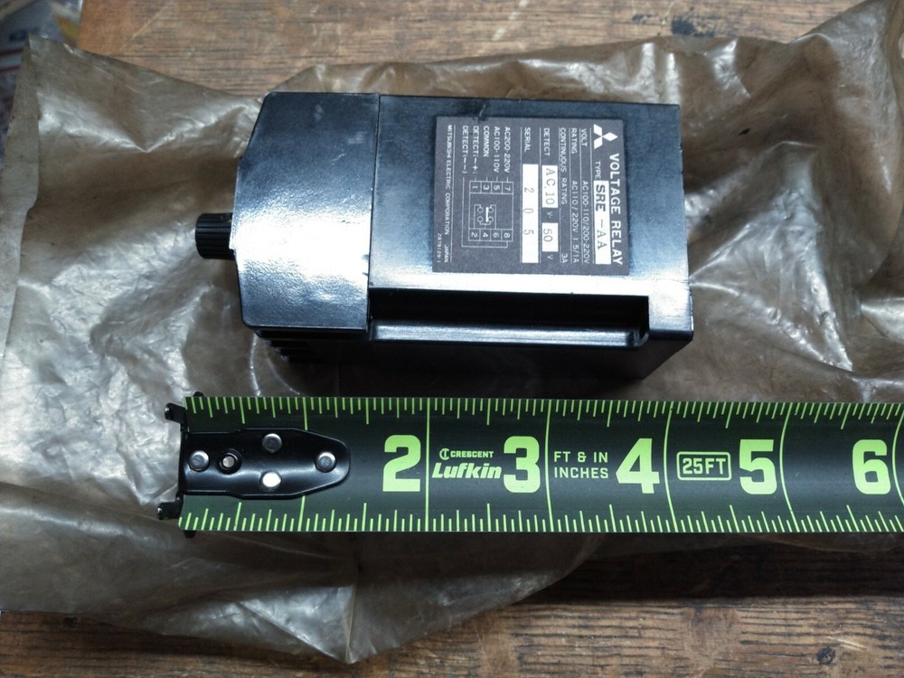 Mitsubishi Electric SRE-AA Voltage Relay 110-220VAC