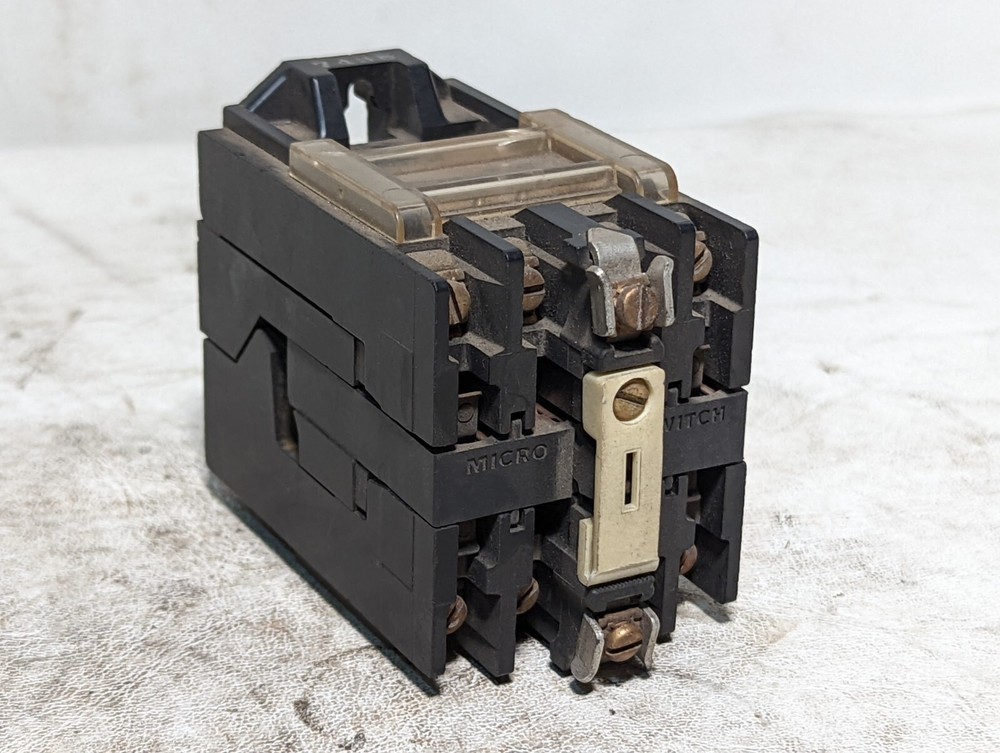 Micro Switch RYUA22, 250VAC max, 125VDC max, 10A cont