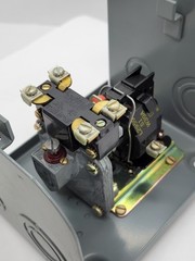 Square D 9050 AG-1E Pneumatic Timing Relay 0.2Sec/1Min 440/480V Coil Series D