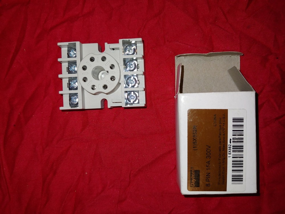Dayton Relay Socket 5X852 5X852N